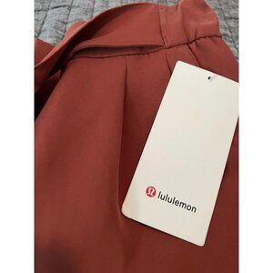 Lululemon Athletica Noir pant in Rustic Clay size 2